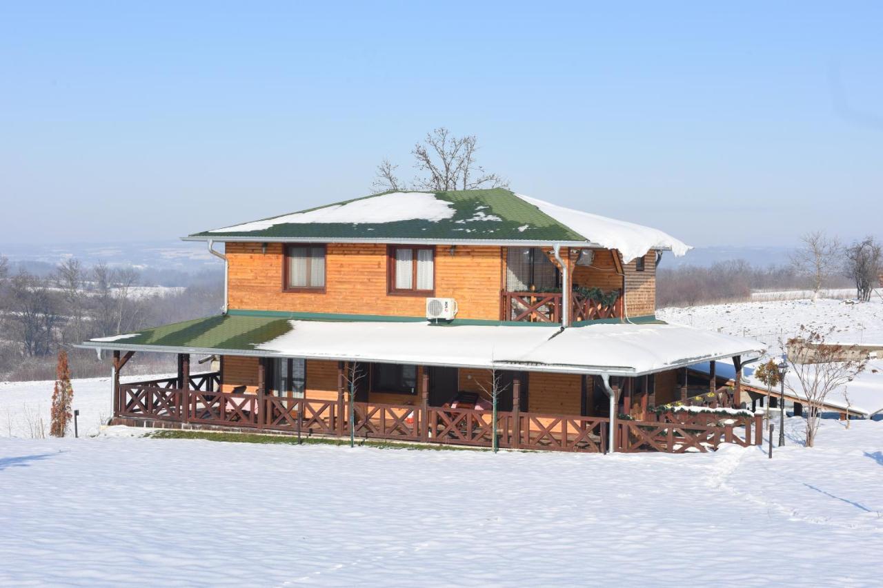 Hotel Resavsko Etno Selo Despotovac Exterior foto