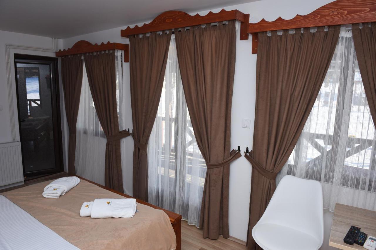 Hotel Resavsko Etno Selo Despotovac Exterior foto